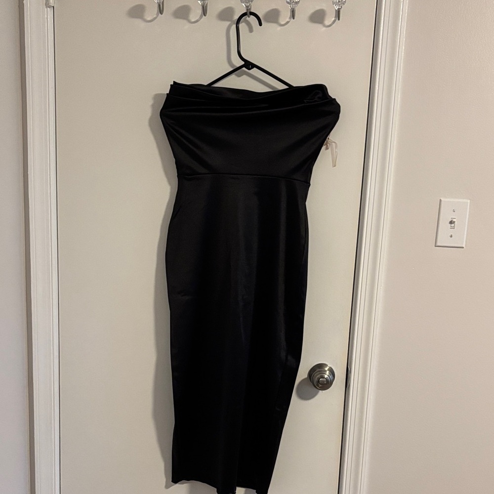Windsor Black Strapless Midi Dress